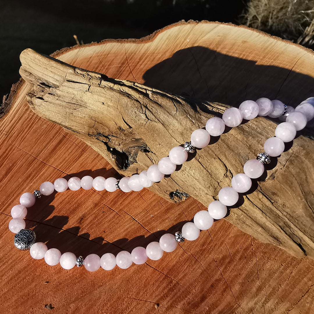 Edelsteinkette ZENTRIERUNG & AURASCHUTZ mit KUNZIT Lebensblume 6mm Kugeln S925