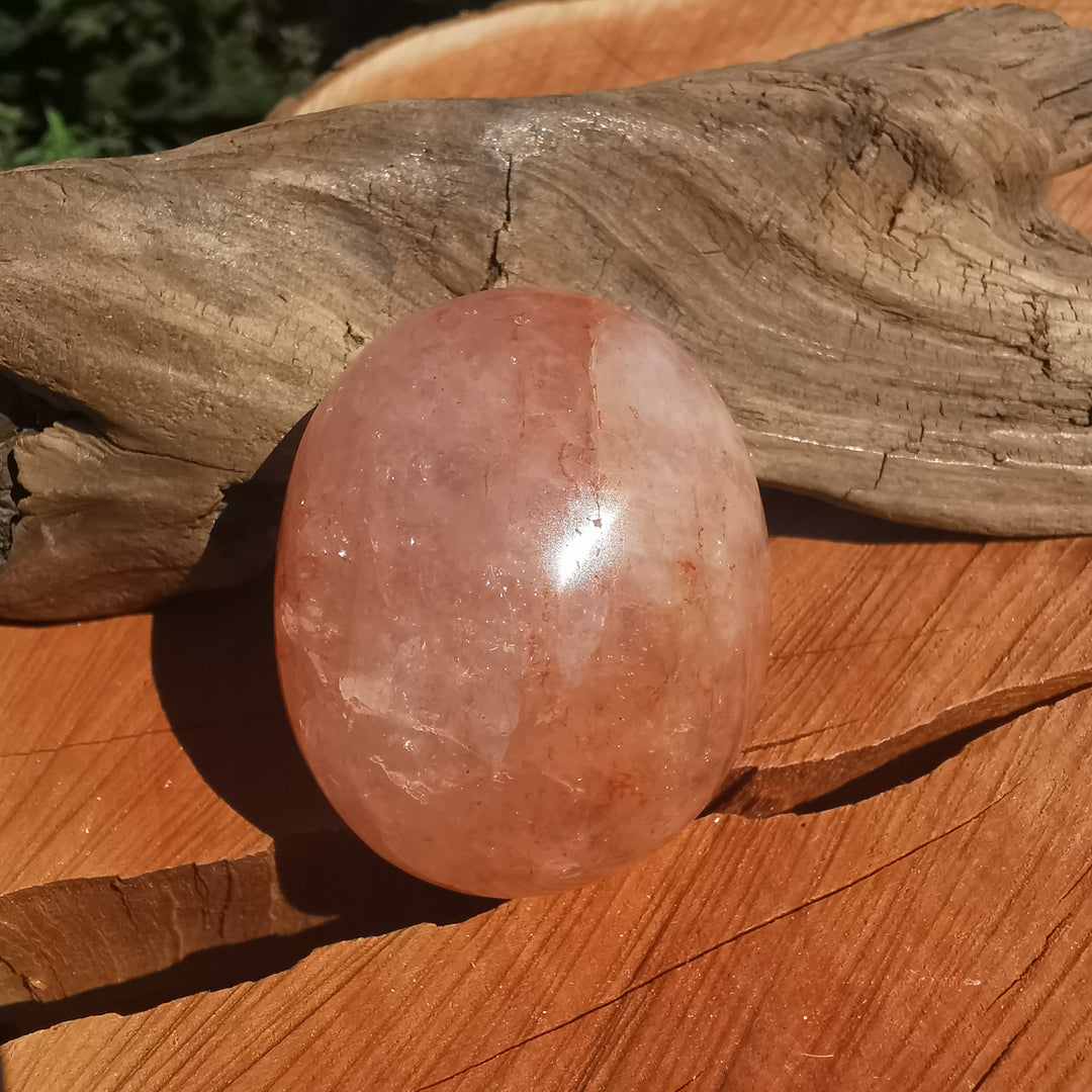 Red Healer Erdbeer-Hämatitquarz Bergkristall Handschmeichler L (8)