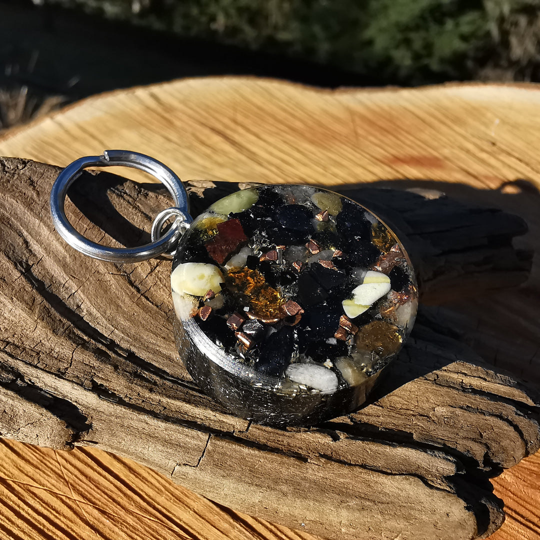 Orgonit Anhänger für MITTLERE & GROSSE HUNDE mit BERNSTEIN & EDELSCHUNGIT ⌀3cm