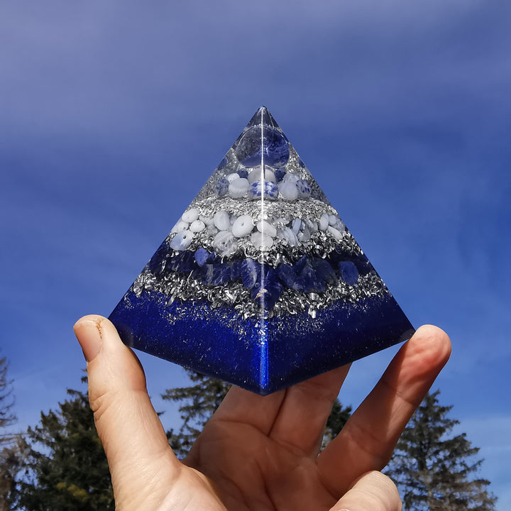 Orgone Pyramide LEICHTIGKEIT →7.5cm ↑7.5cm