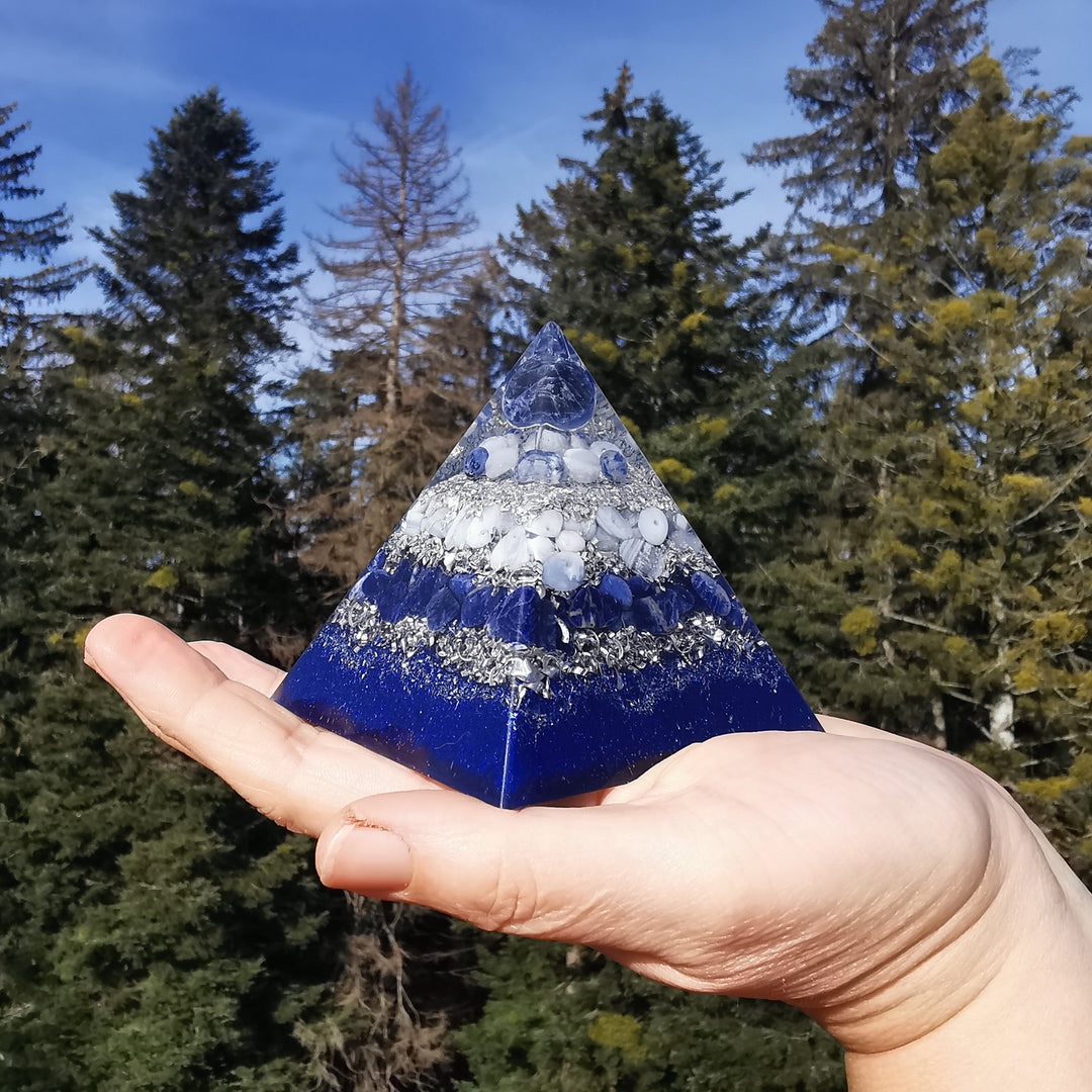 Orgone Pyramide LEICHTIGKEIT →7.5cm ↑7.5cm