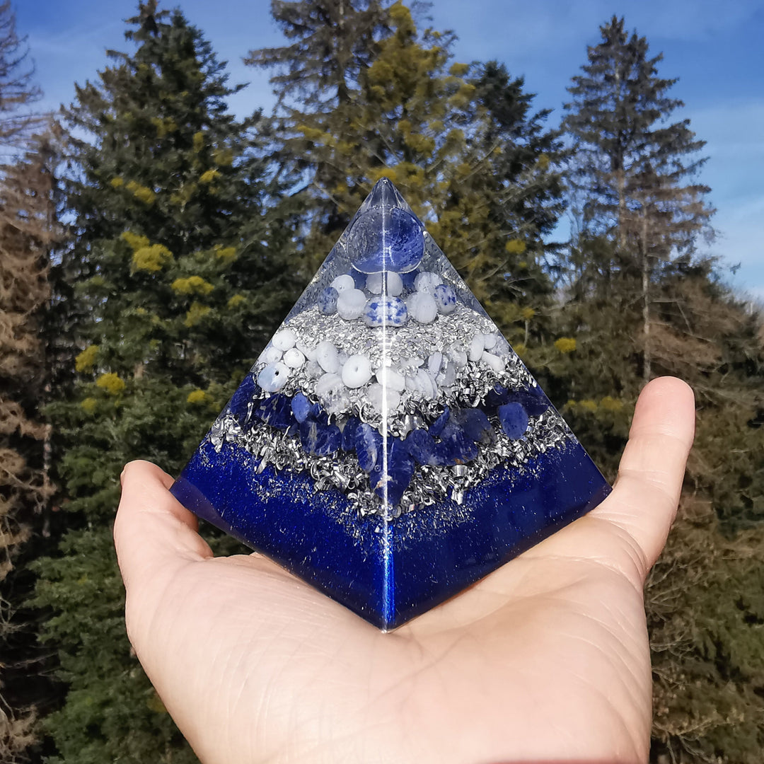 Orgone Pyramide LEICHTIGKEIT →7.5cm ↑7.5cm