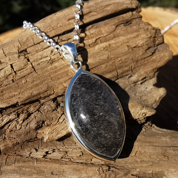 Schwarzer Turmalin Quarz Extraqualität Anhänger gefasst in Silber 925