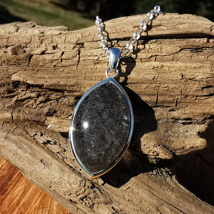 Schwarzer Turmalin Quarz Extraqualität Anhänger gefasst in Silber 925