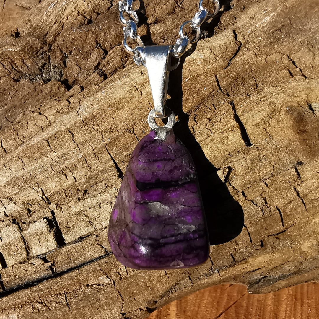 Sugilith Anhänger mit S925 Stiftösen zur individuellen Auswahl