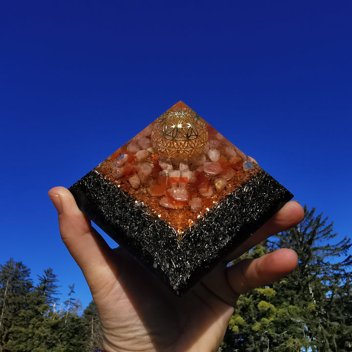 Orgone Cheops Pyramide LEBENSKRAFT →9.5cm ↑5.5cm