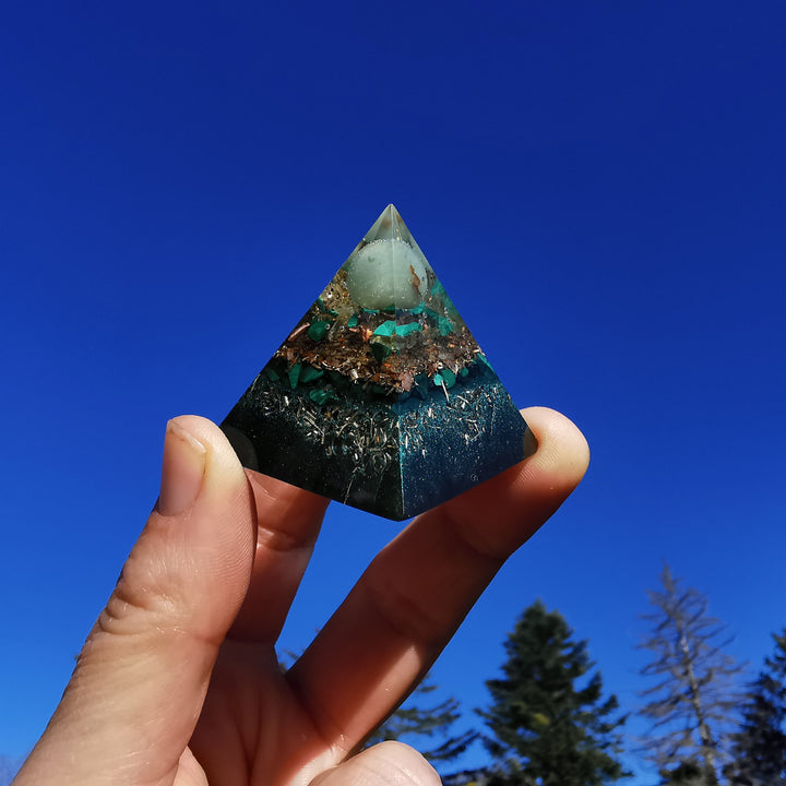 Orgone Mini Pyramide NEUBEGINN →3.5cm ↑3.5cm