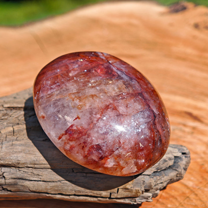 Red Healer Erdbeer-Hämatitquarz Bergkristall Handschmeichler L (3)