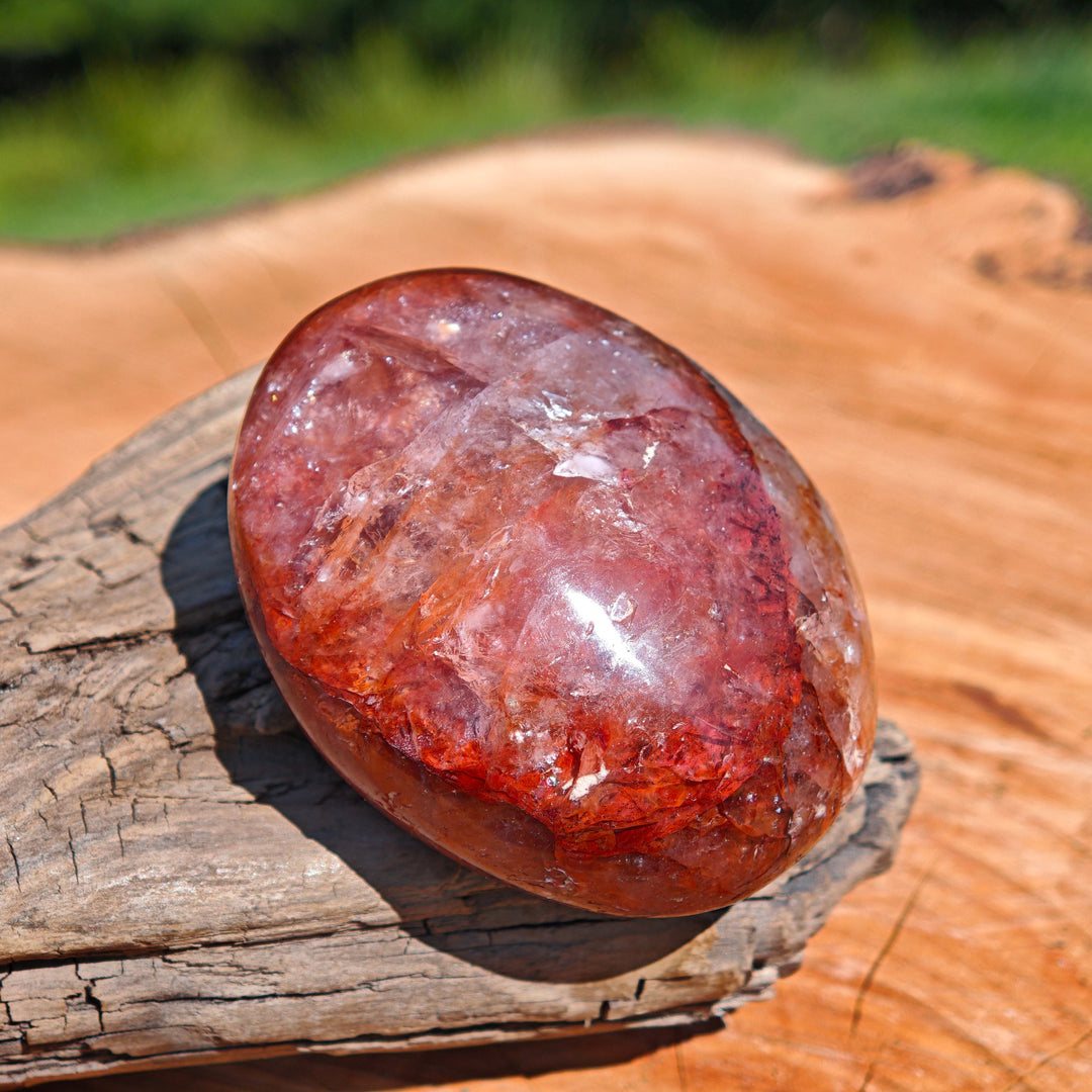 Red Healer Erdbeer-Hämatitquarz Bergkristall Handschmeichler L (3)