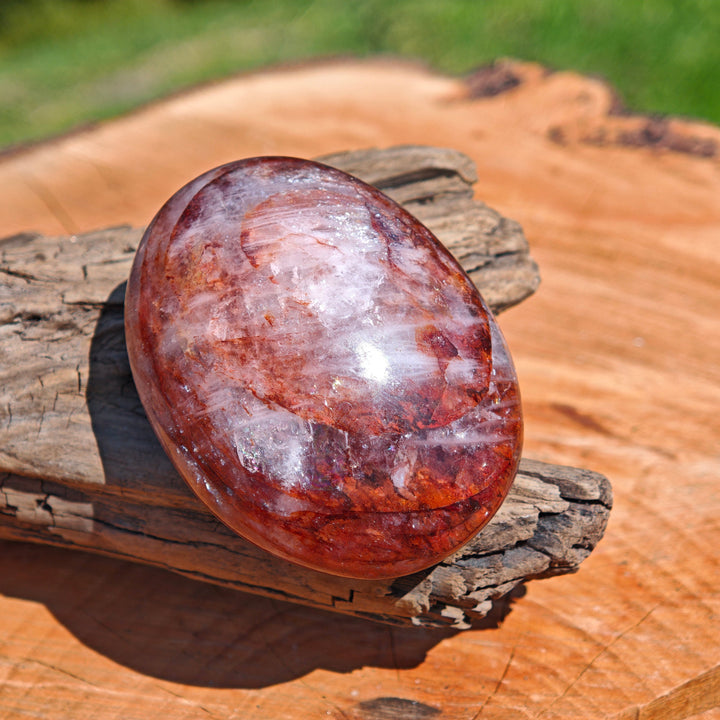 Red Healer Erdbeer-Hämatitquarz Bergkristall Handschmeichler L (4)