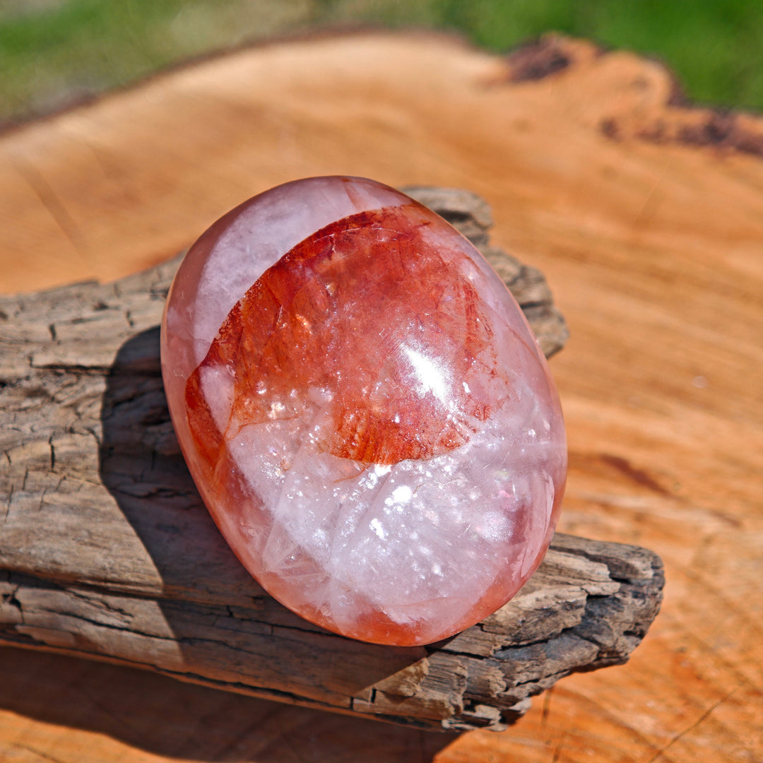 Red Healer Erdbeer-Hämatitquarz Bergkristall Handschmeichler L (5)