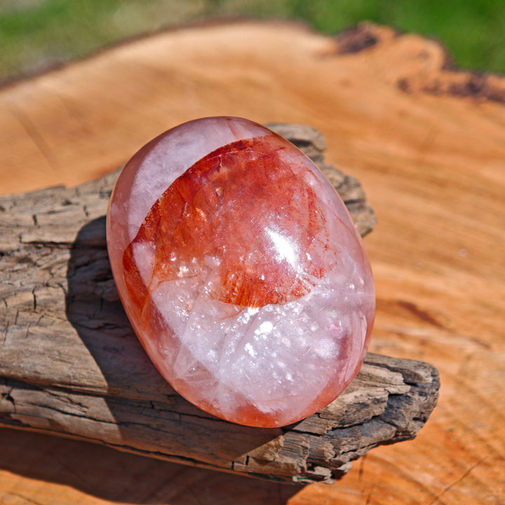 Red Healer Erdbeer-Hämatitquarz Bergkristall Handschmeichler L (5)