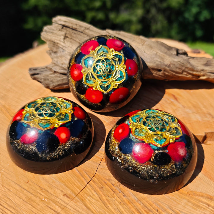 Hemisphäre SCHUTZ "Indian Style" UNIKATE mit TÜRKIS ROTER KORALLE TURMALIN 7cm