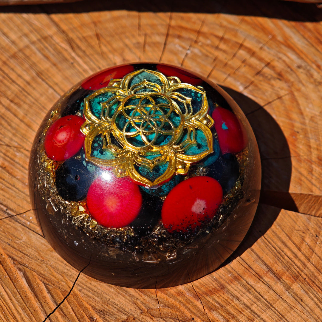 Hemisphäre SCHUTZ "Indian Style" UNIKATE mit TÜRKIS ROTER KORALLE TURMALIN 7cm