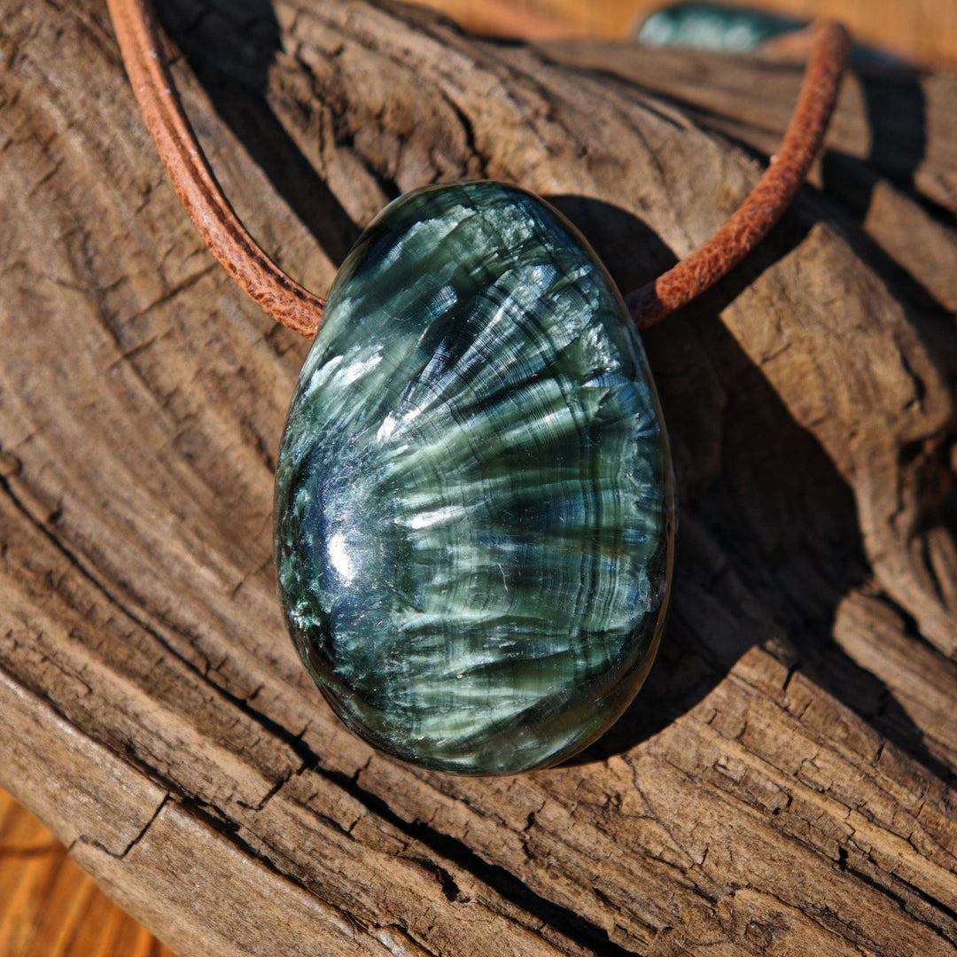 Seraphinit (Seelenwachstum) Trommelstein gebohrt Extraqualität Unikate zur Auswahl