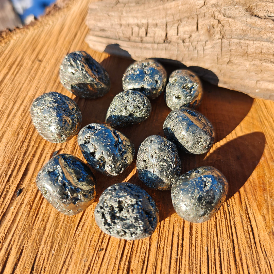 Pyrit (Lichtverankerung) Trommelsteine Extraqualität Peru 2 Grössen