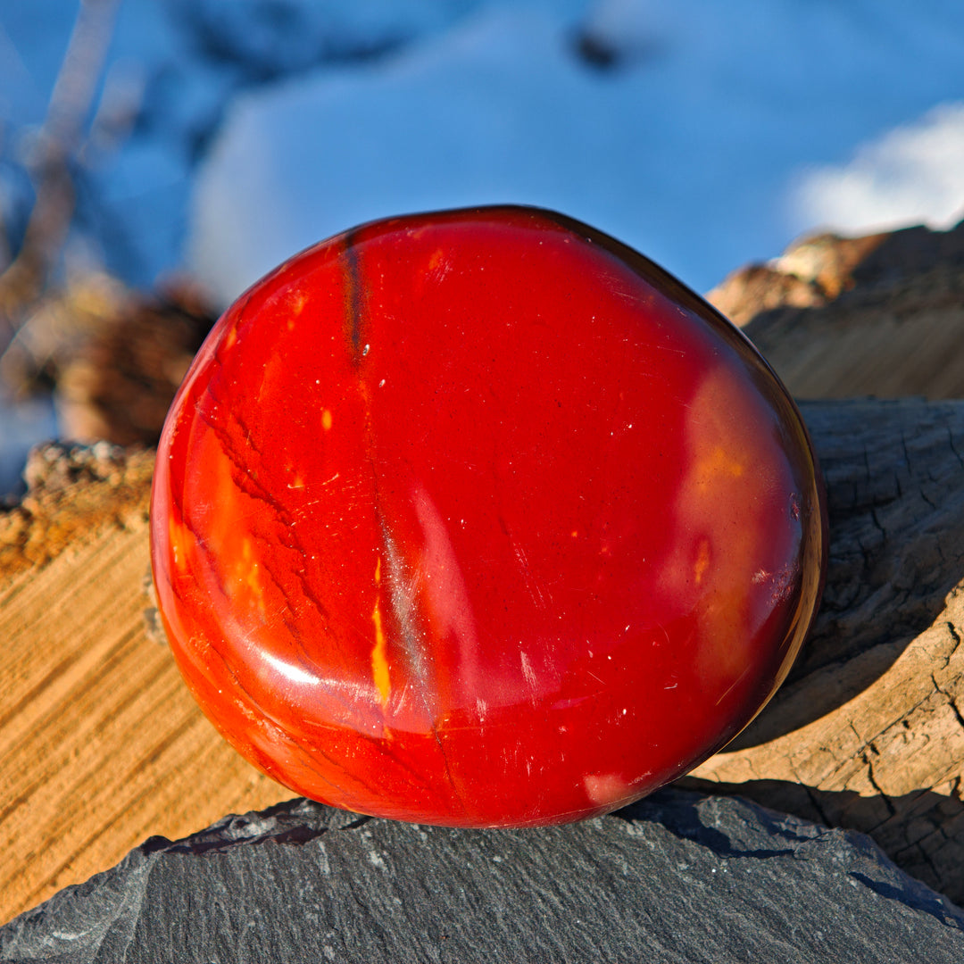 Mookait Jaspis (Lebenskraft - Lebendigkeit) Handschmeichler (1)