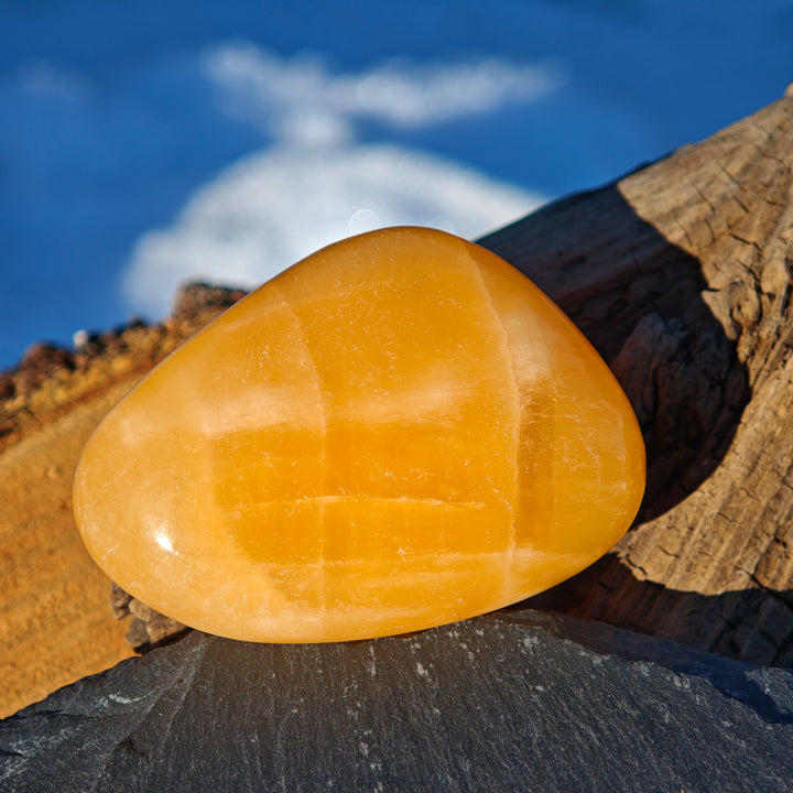 Calcit orange (Entwicklung-Optimismus) Handschmeichler 6 zur Auswahl