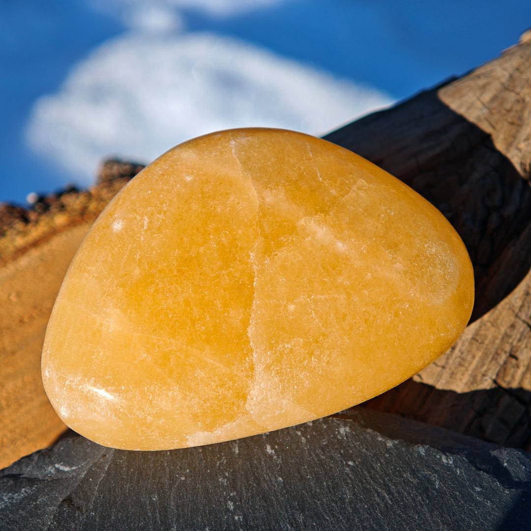 Calcit orange (Entwicklung-Optimismus) Handschmeichler 6 zur Auswahl