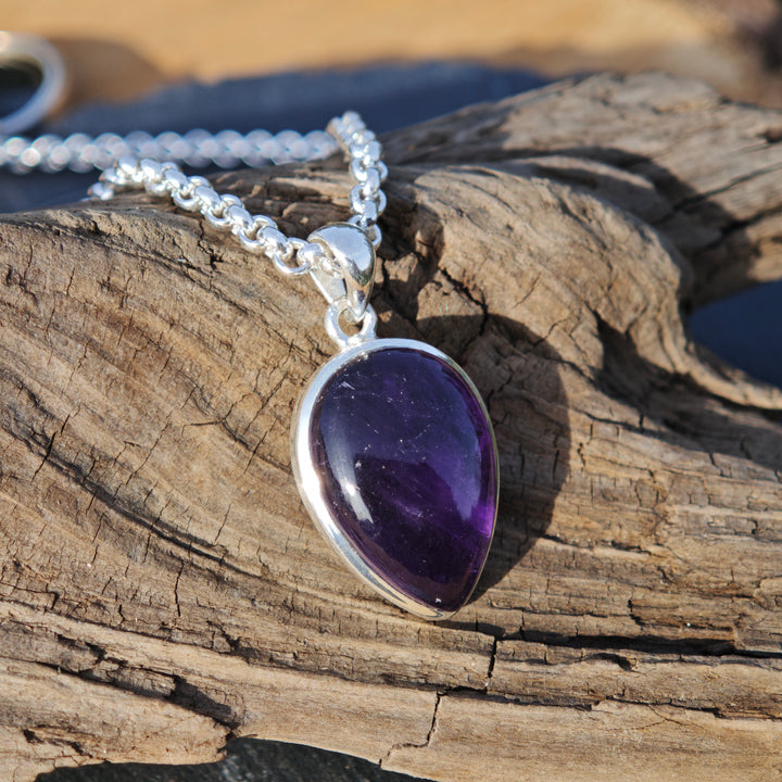 Amethyst Tropfen gefasst in Silber 925