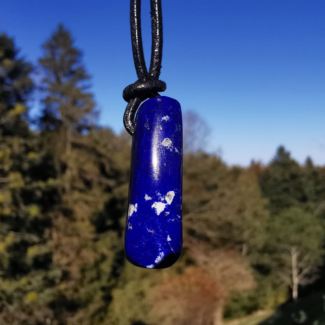 Lapislazuli grosser Anhänger gebohrt Unikat in Extraqualität